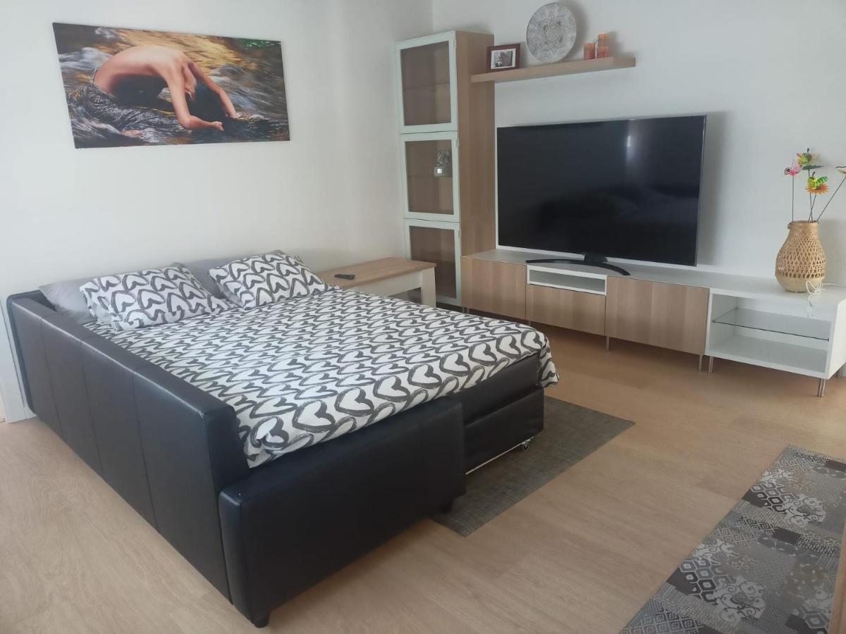 Ideal Parejas Моания Экстерьер фото